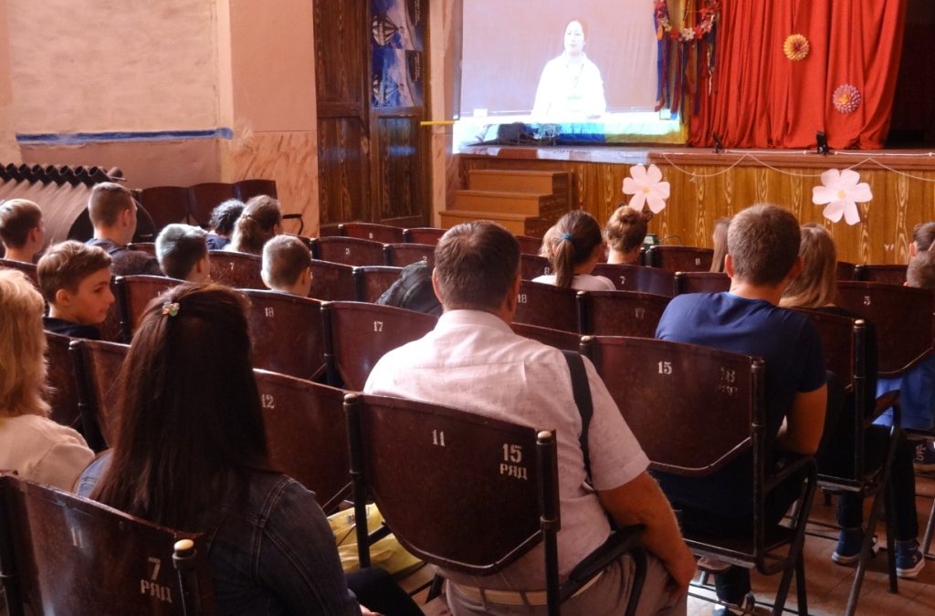 Як голосують у школах Китаю та чому це потрібно знати українцям?