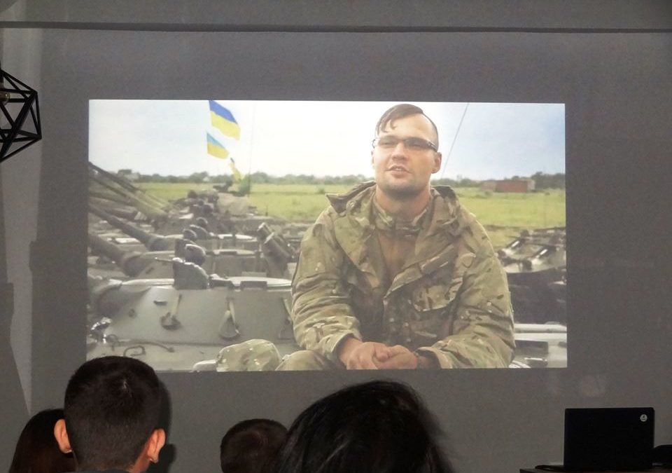 «Як ми стали добровольцями»: героїзм, сльози, біль та правда