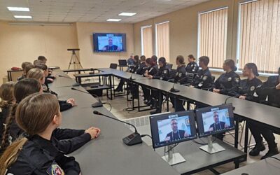 Курсанти ХНУВС обговорили сучасні загрози онлайн-простору