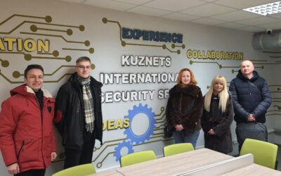 Освітні центри «Донбас-Україна» та «Крим-Україна»